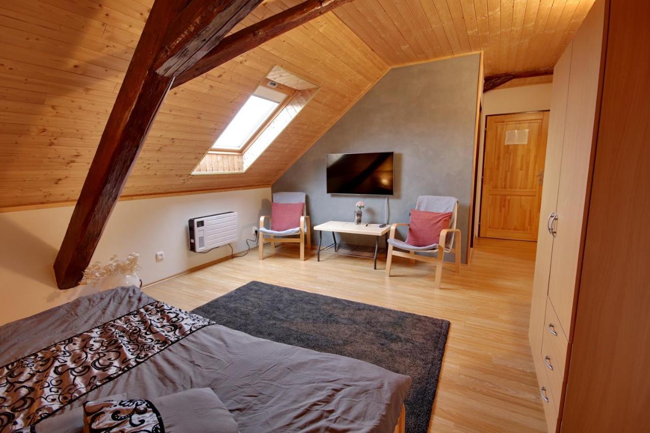 Holiday Home Kvitek Ctetin Esterno foto