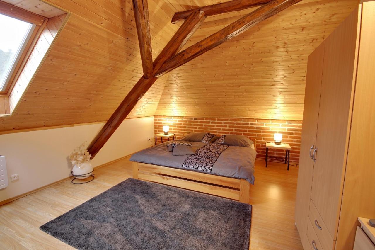 Holiday Home Kvitek Ctetin Esterno foto